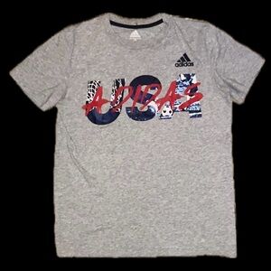 Boys Adidas Size: Large T Shirt